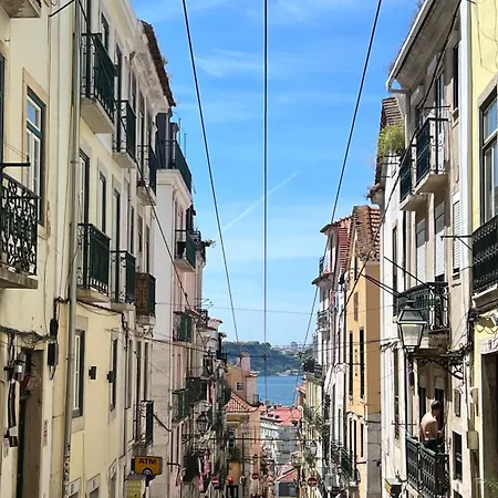 ホームステイ Sem Janela Without Window